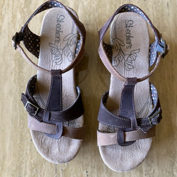 Sketchers sandals Size 8 - Picture 4 of 5